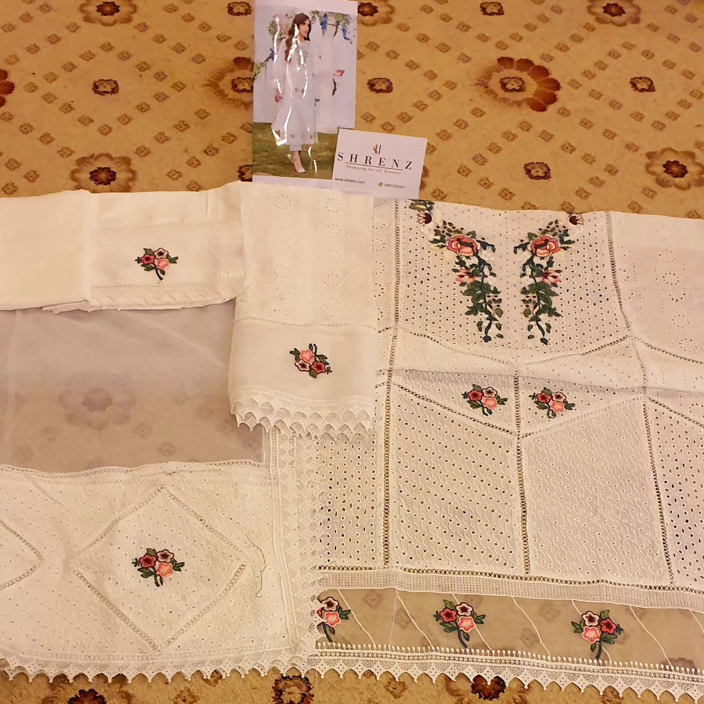 Farida Hasan White Luxury Lawn Collection Replica - Image 3