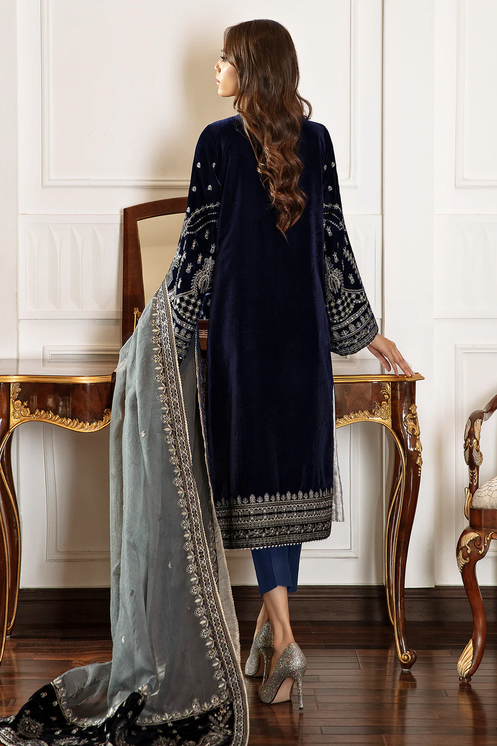 Baroque Blue Formal Collection Velvet Replica - Image 2