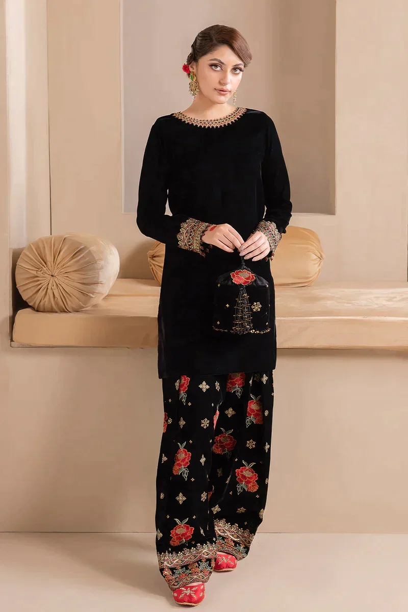 Baroque Black Formal Collection Velvet Replica - Image 3