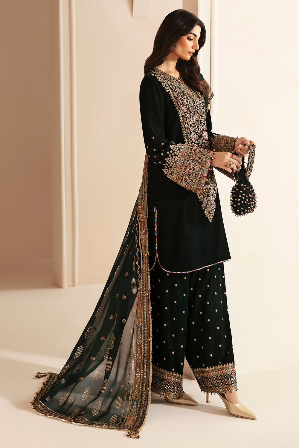 Jazmin Green Formal Collection Velvet Replica - Image 3