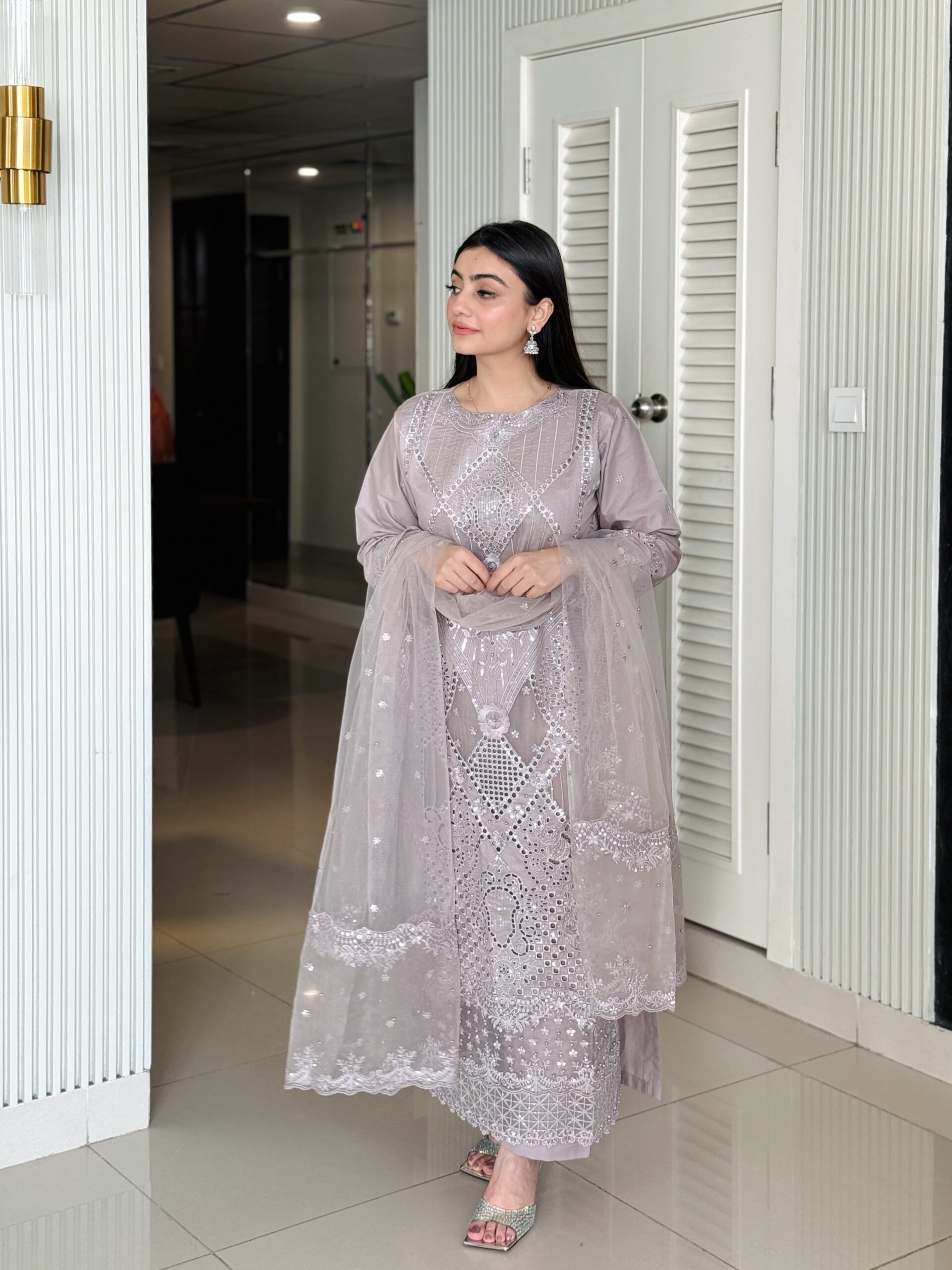 Shrenz 3 Piece Stitched Lawn Pret Collection - Image 2