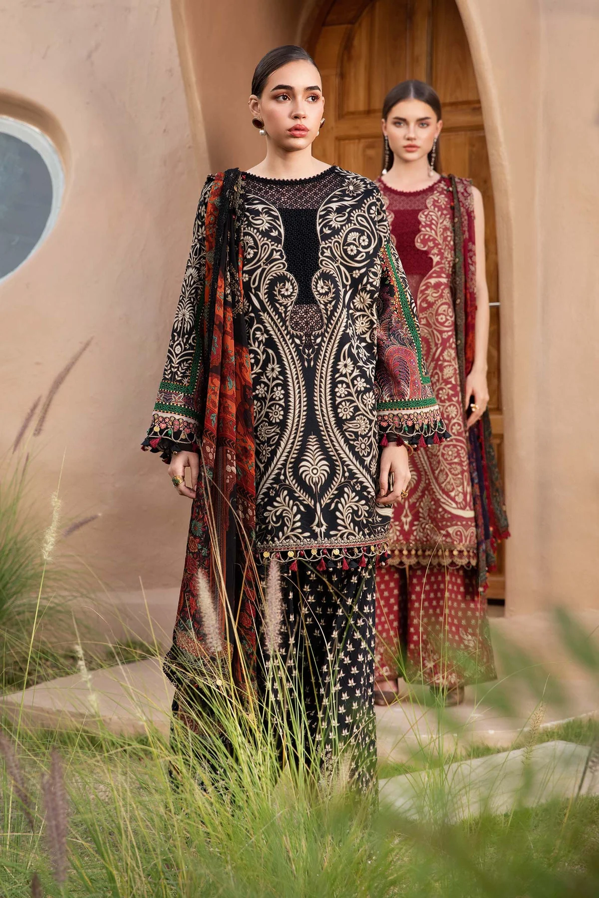 Maria B Black Printed Luxury Lawn Collection Replica - Image 3