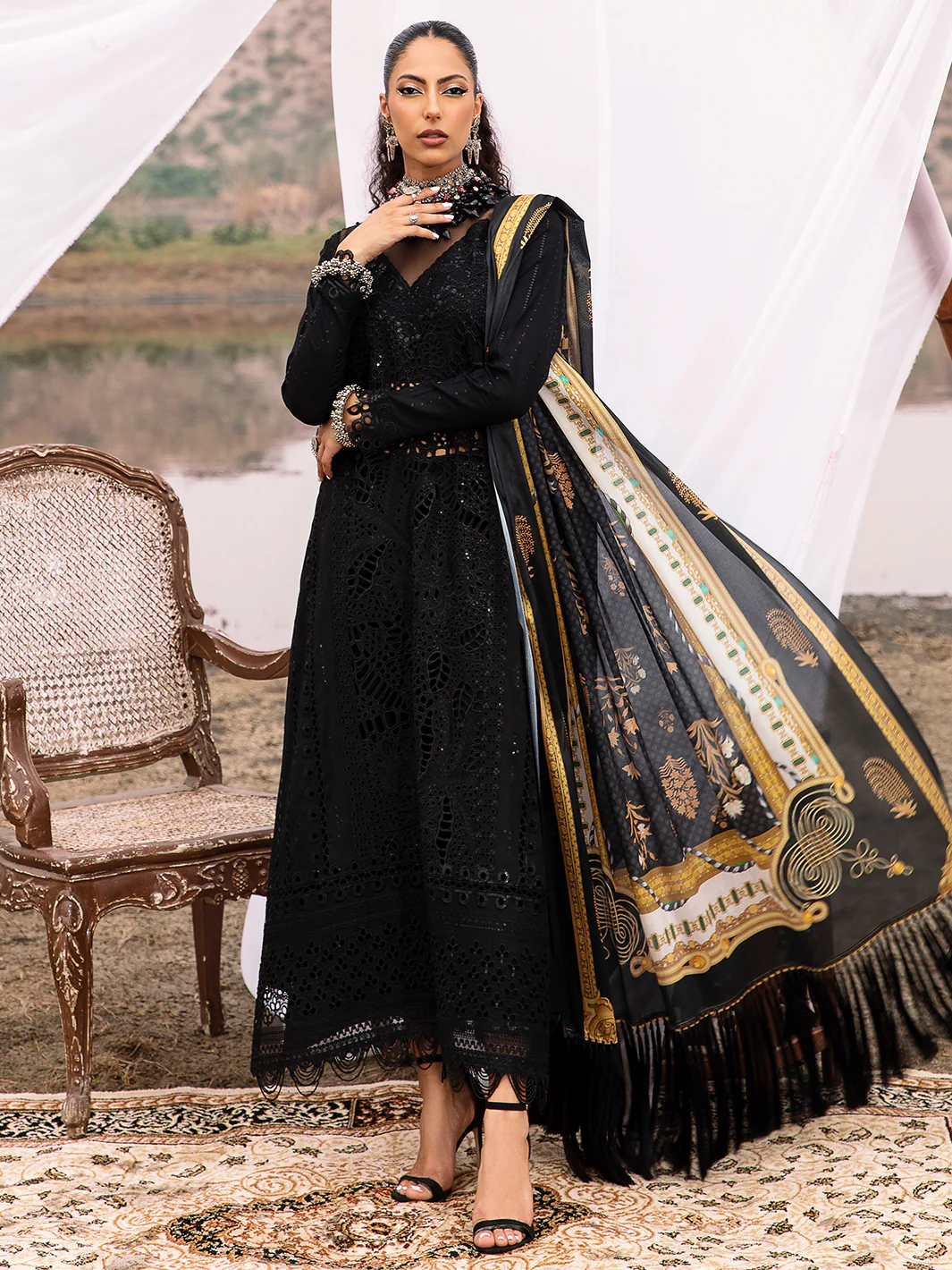 Bin Ilyas Black Luxury Lawn Collection Replica - Image 4