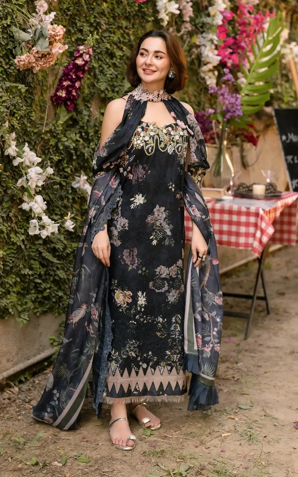 Asifa & Nabeel Blue Digital printed Lawn Collection Replica - Image 4
