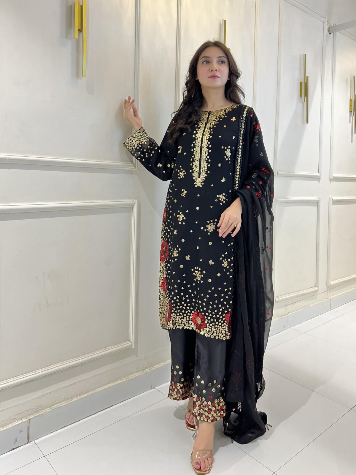 Shrenz 3 Piece Stitched Chiffon Pret Collection - Image 2