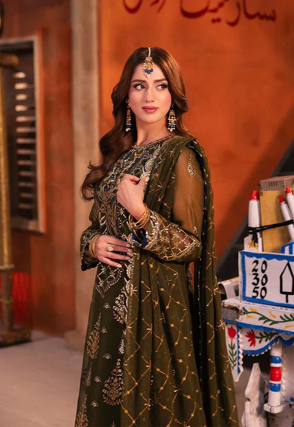 Asim Jofa Mehendi Formal Collection Chiffon Replica - Image 3