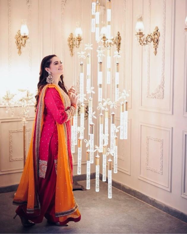 Alternative view of Haseen’s Pink  Formal Collection Chiffon Replica
