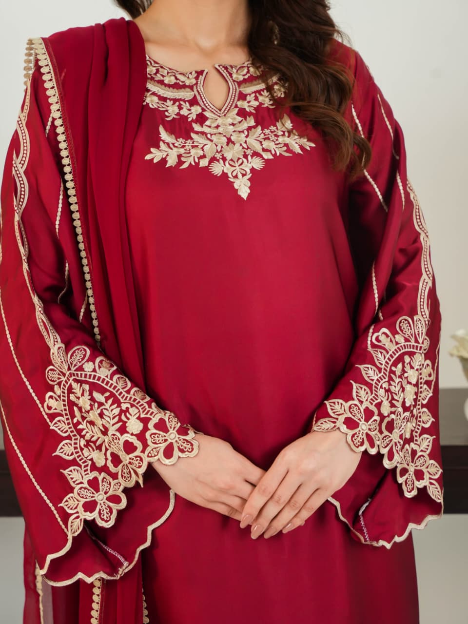 Shrenz 3 Piece Stitched Silk Pret Collection - Image 4