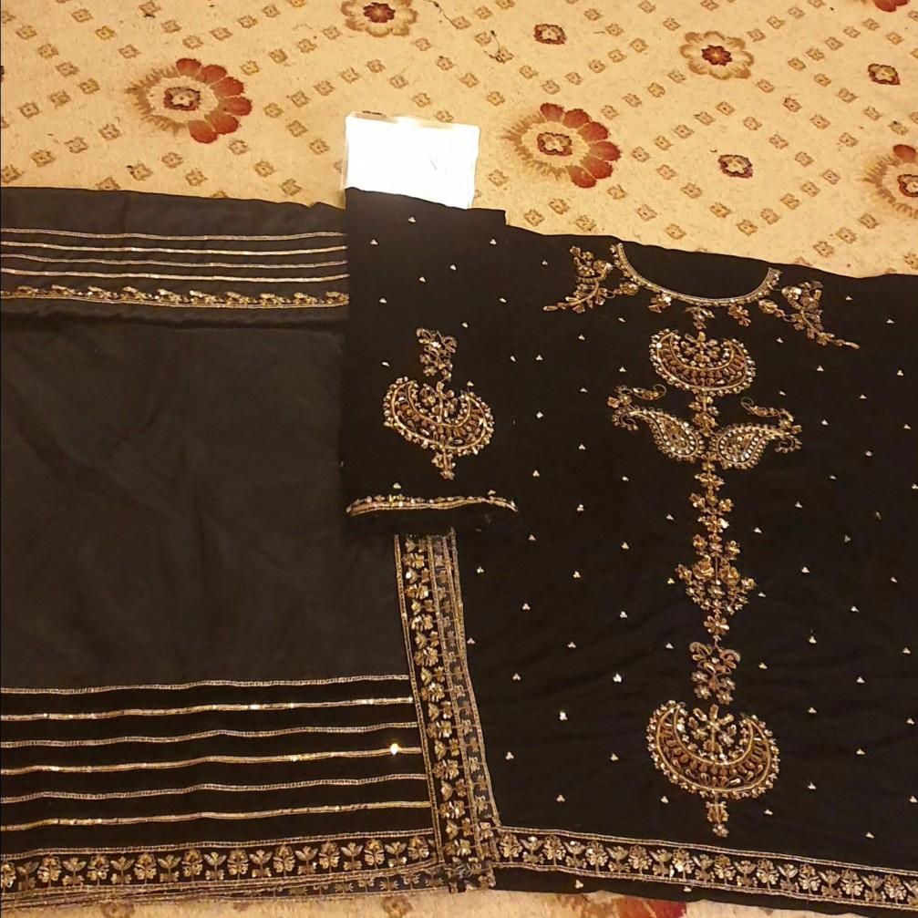 Shrenz Jet Black Velvet Collection Replica - Image 3
