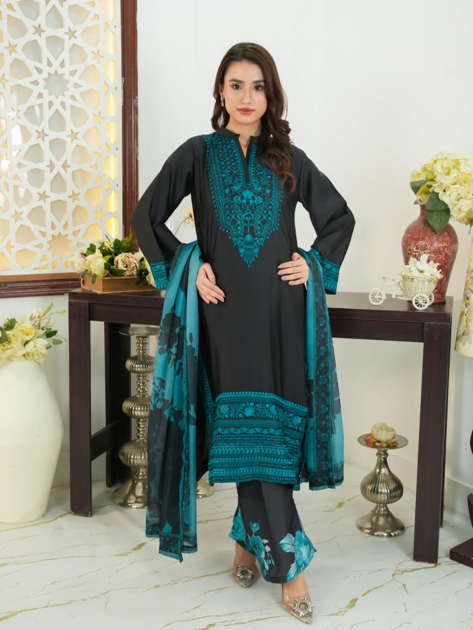 Shrenz 3 Piece Stitched Silk Pret Collection