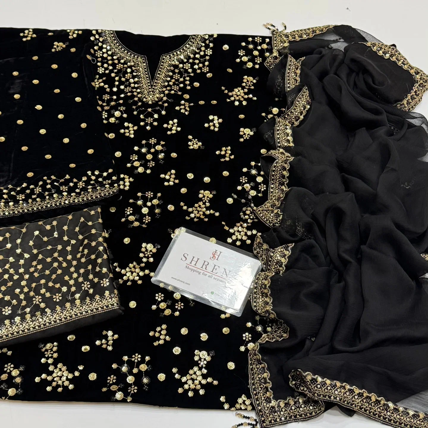 Baroque Jet Black Velvet Collection Replica - Image 3