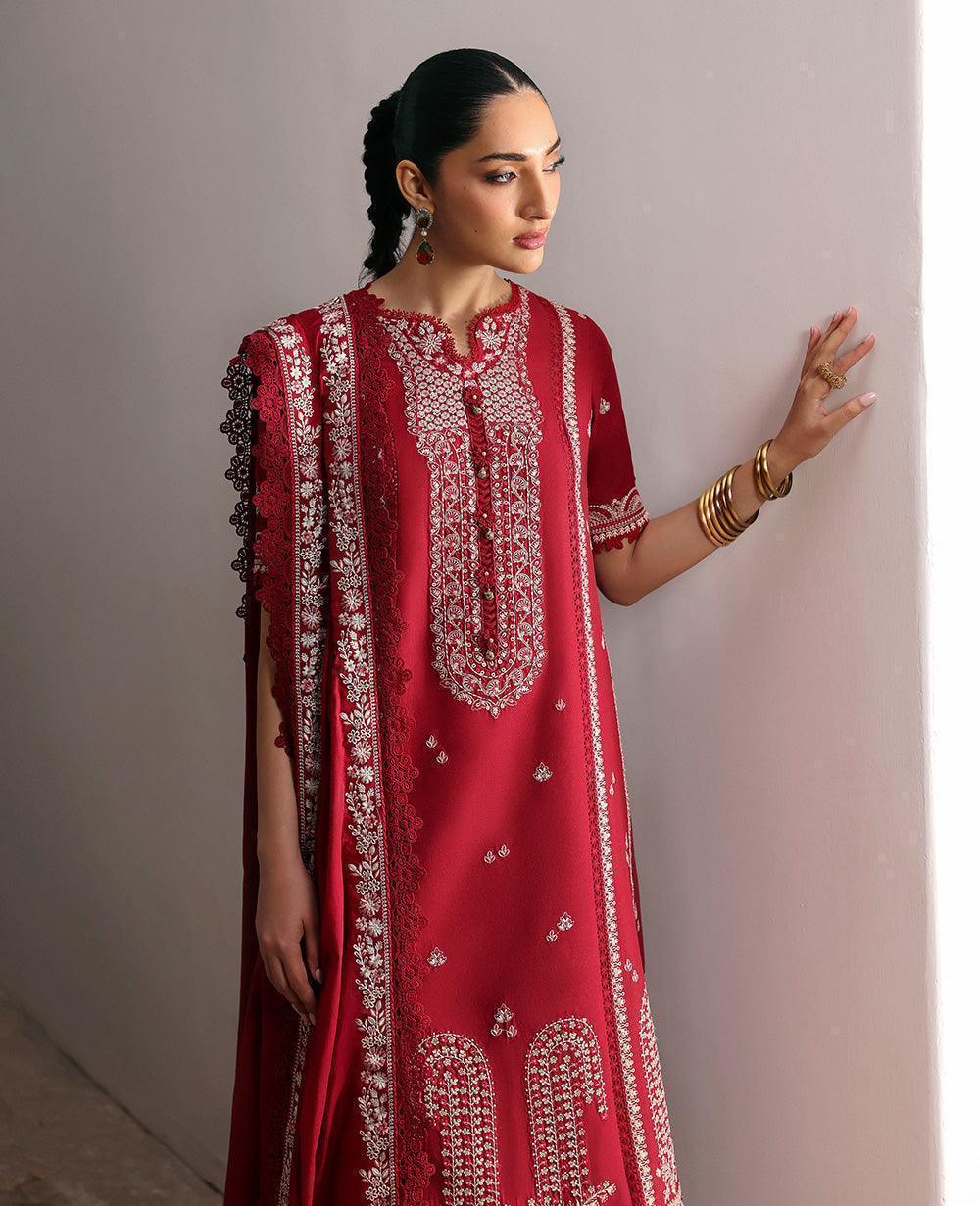Alternative view of Republic Red Luxury Collection Egyptian Lawn Replica