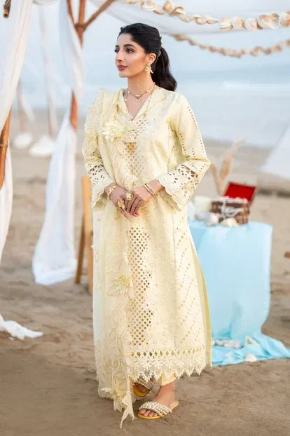 Aabyaan Skin Luxury Lawn Collection Replica