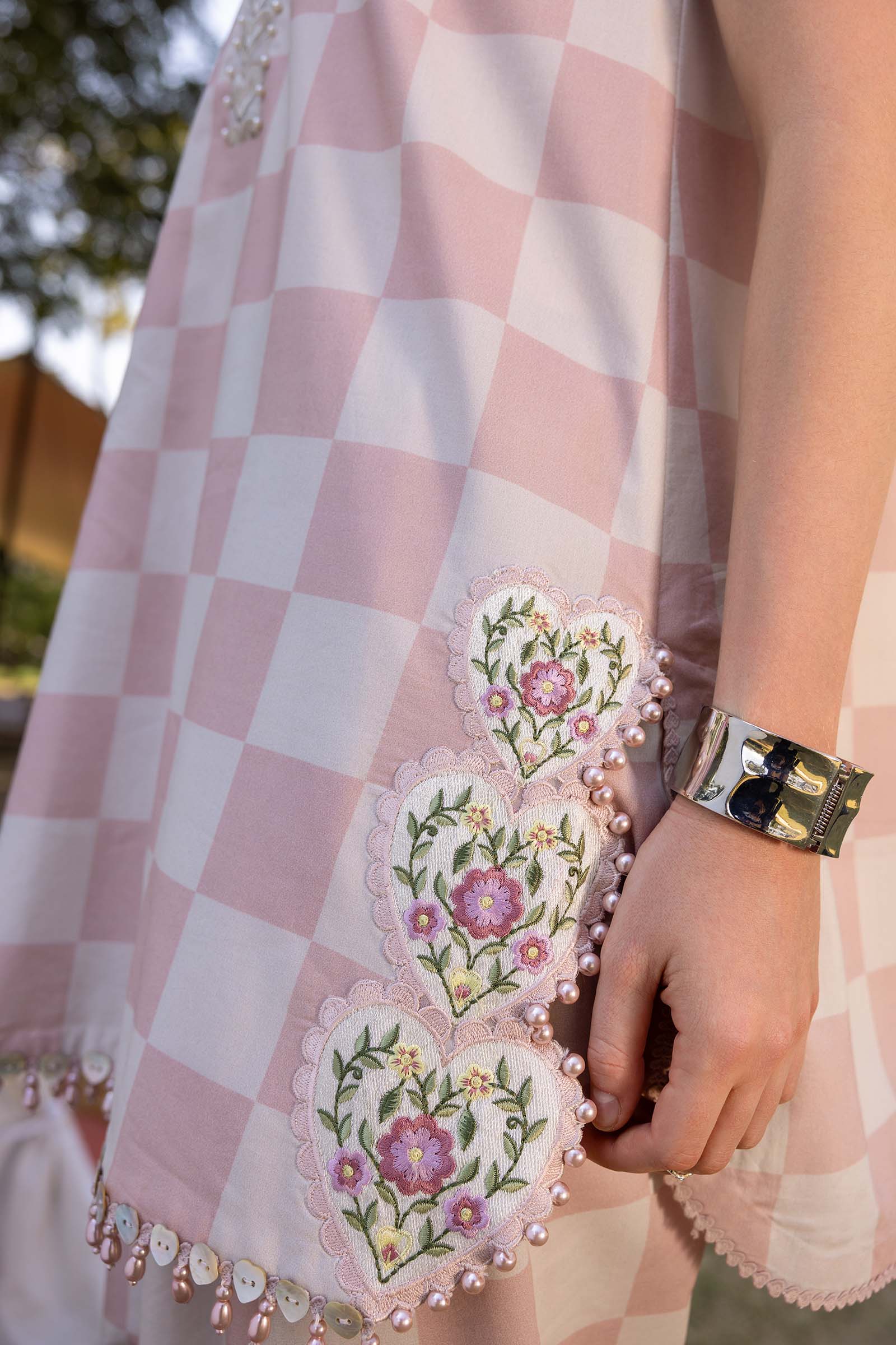 Maria B Mprint Pink Lawn Collection Replica - Image 3