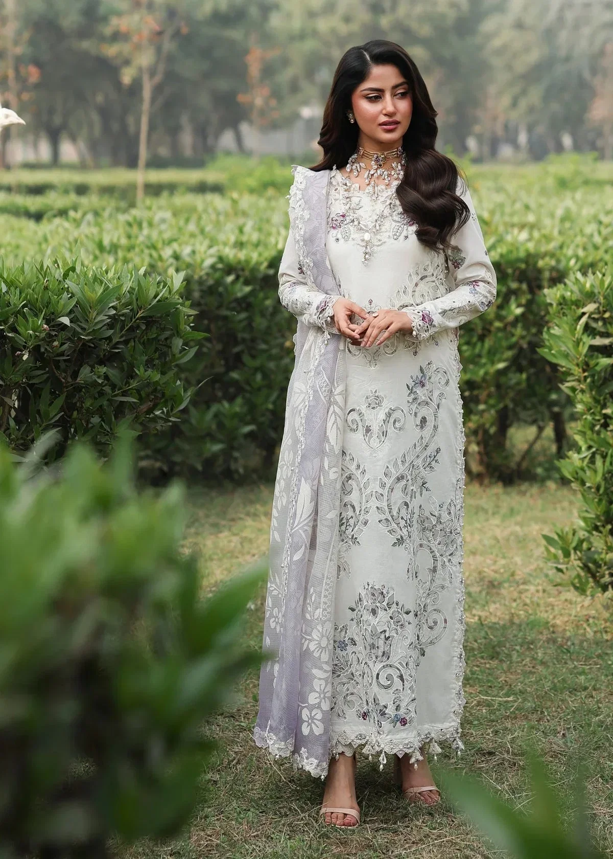 Alternative view of Sardinia White Luxury Lawn Collection Replica