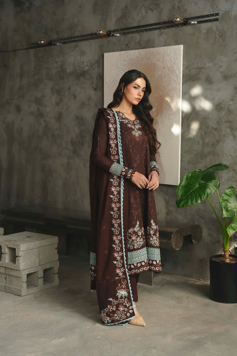 Alternative view of Mahmair Brwn Luxury Lawn Collection Replica
