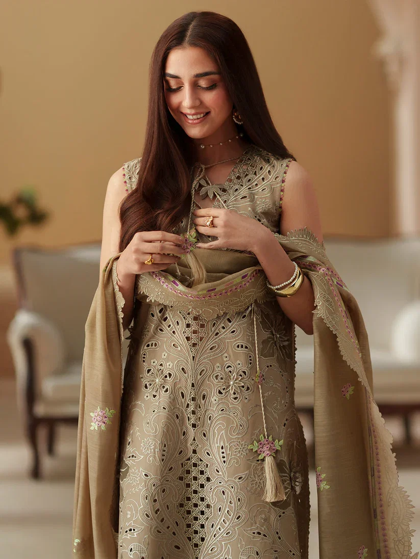 Alternative view of Bin Ilyas Skin Luxury Lawn Collection Replica