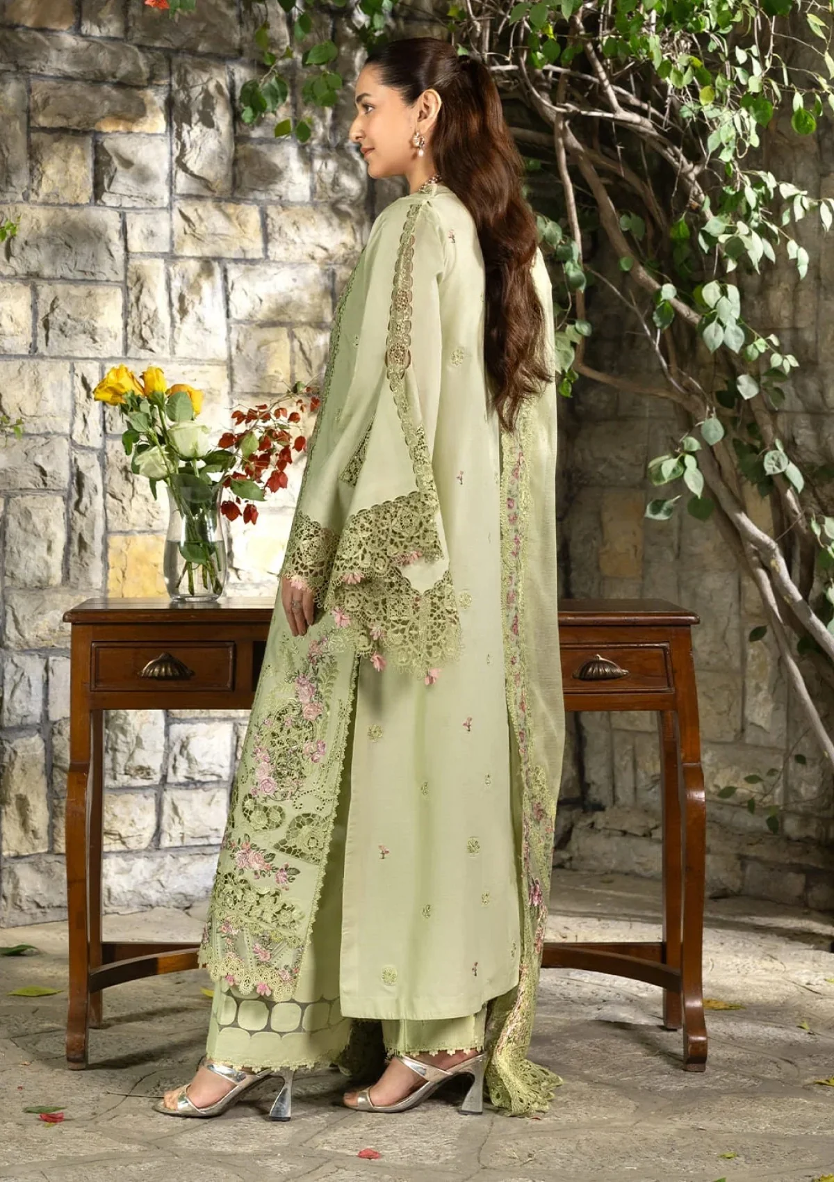Alternative view of Elaf Pistachio Luxury Lawn Collection Replica