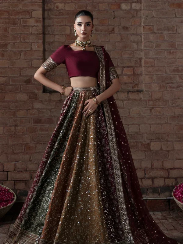 Mehendi Outfit