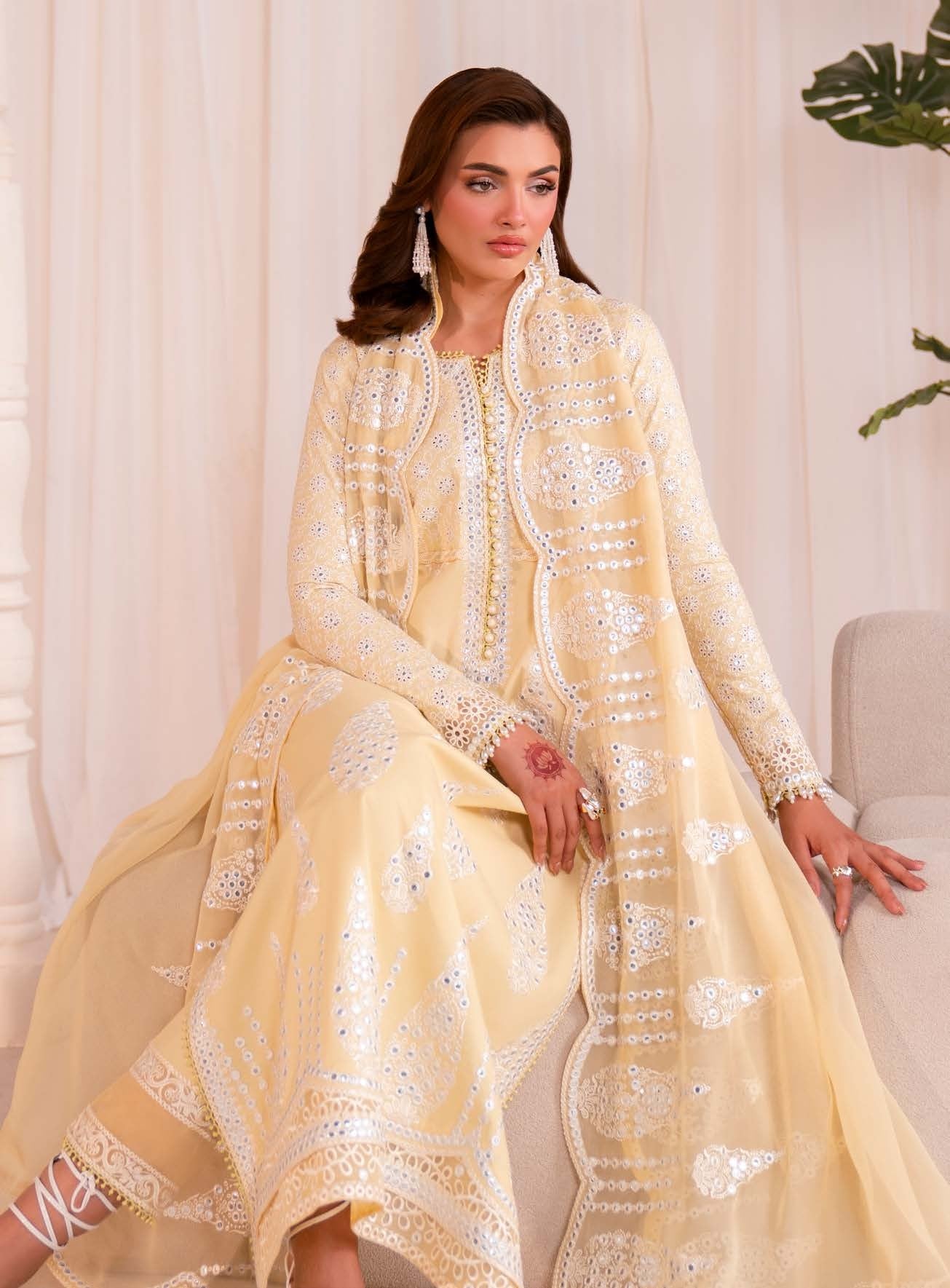 Maryum & Maria Yellow Luxury Lawn Collection Replica - Image 3