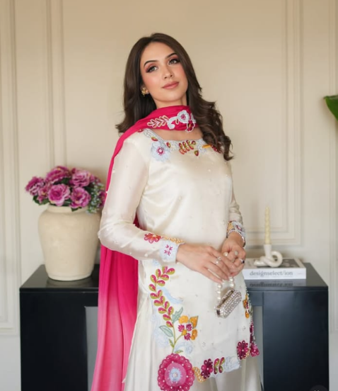 Shrenz 3 Piece Stitched Silk Pret Collection - Image 4